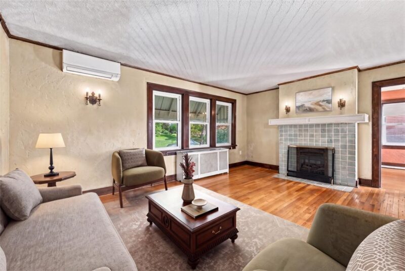 281 Arden Rd — photo 4