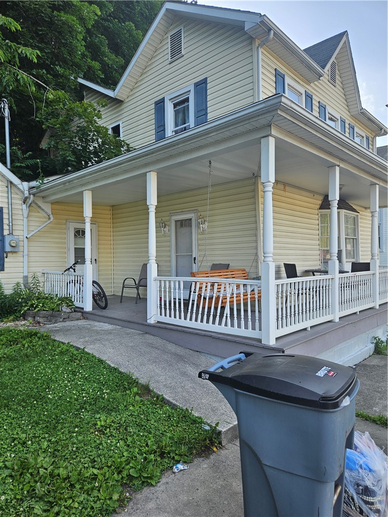 2146 Keystone Ave — photo 2