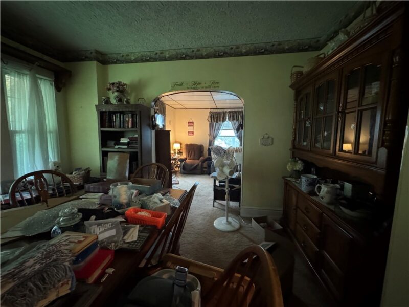 109 Mercer Avenue — photo 3