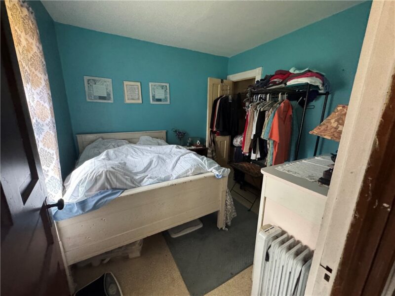 109 Mercer Avenue — photo 4