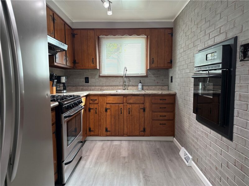 1504 16th Ave — photo 7