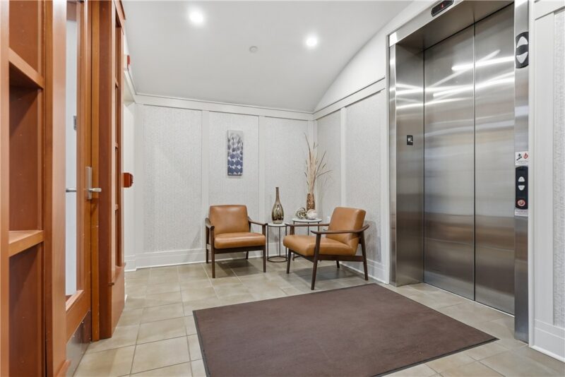 1219 Crescent Pl. 2D — photo 6
