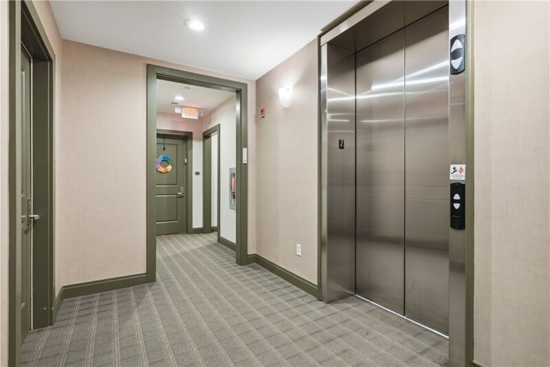 1219 Crescent Pl. 2D — photo 7
