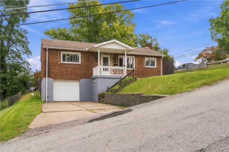 4331 Overhill St — photo 2