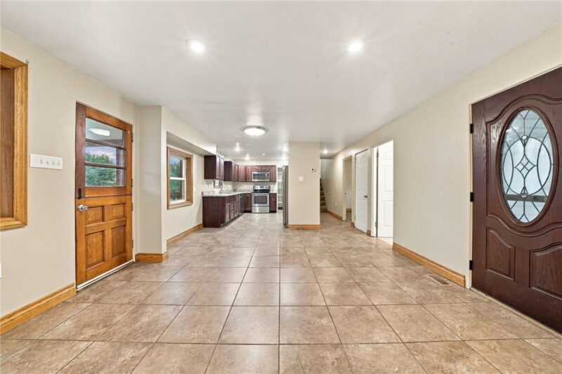 1122 Circle Dr — photo 5