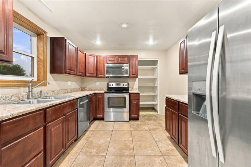 1122 Circle Dr — photo 7