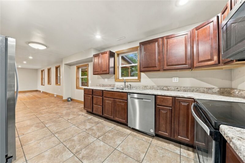 1122 Circle Dr — photo 8