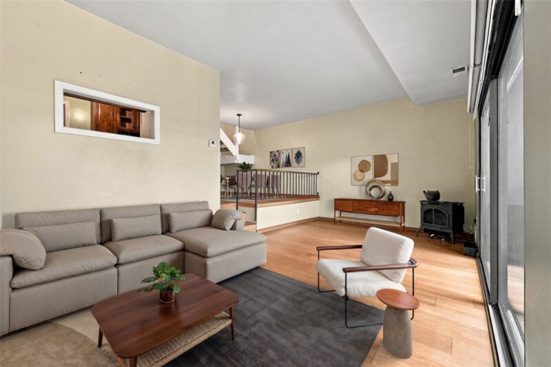 2034 SWALLOW HILL — photo 3