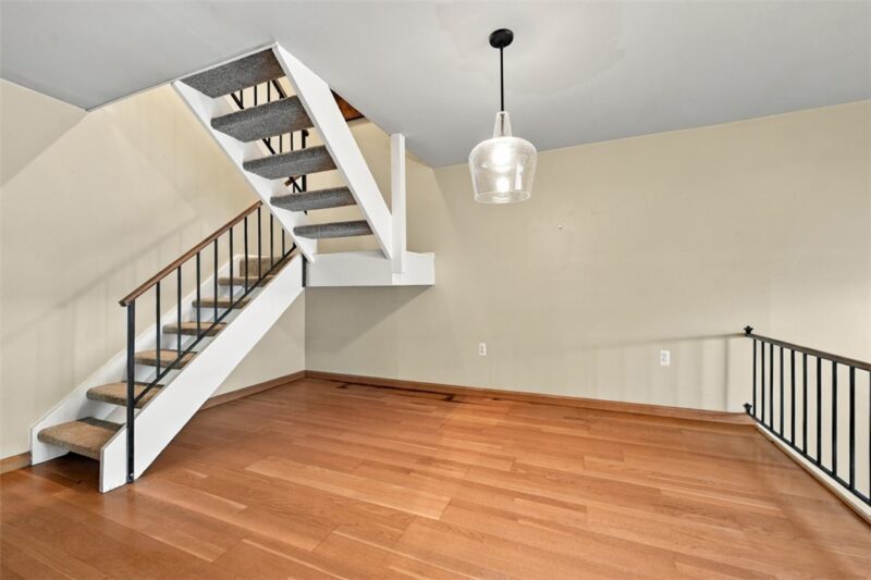 2034 SWALLOW HILL — photo 7
