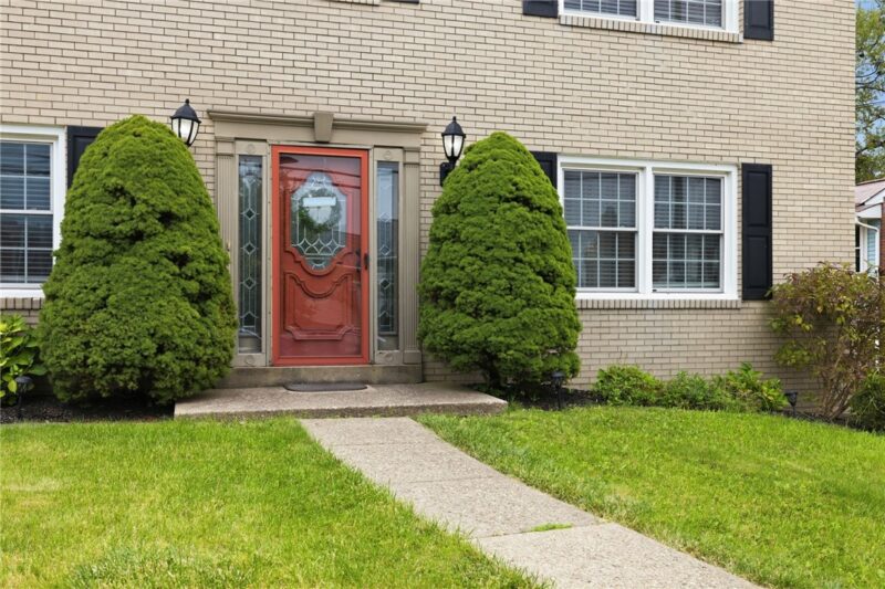 1105 Huston Dr — photo 4