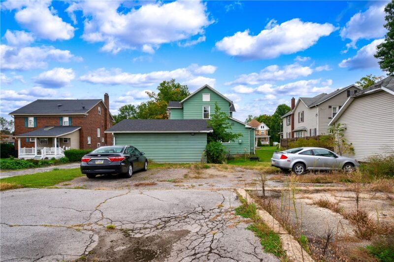 381 S Main St. — photo 8