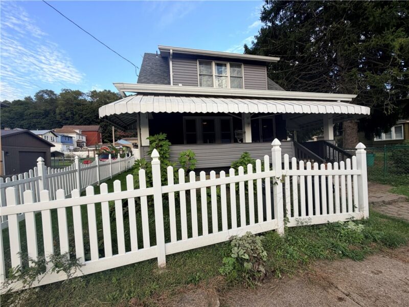 642 Hawthorne Ave — photo 3