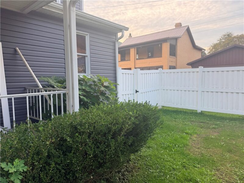 642 Hawthorne Ave — photo 4