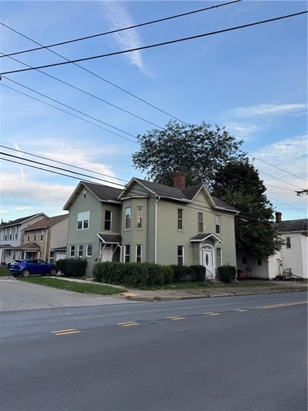 105 S Walnut St — photo 2