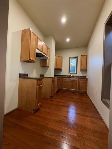 105 S Walnut St — photo 4