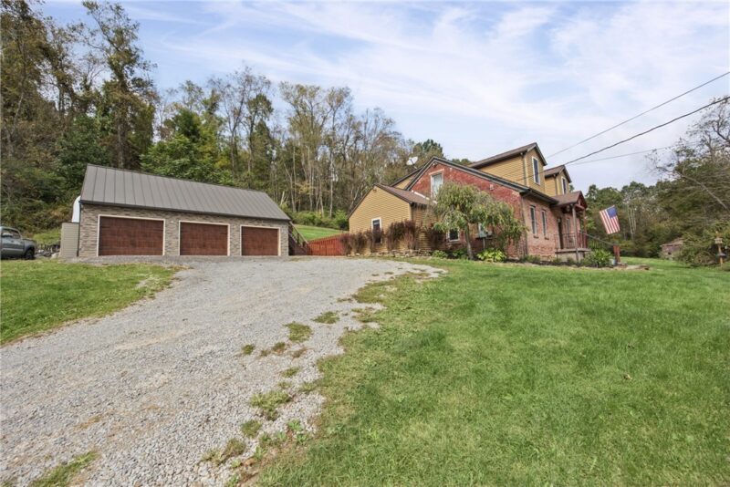 455 Rural Valley Rd — photo 2