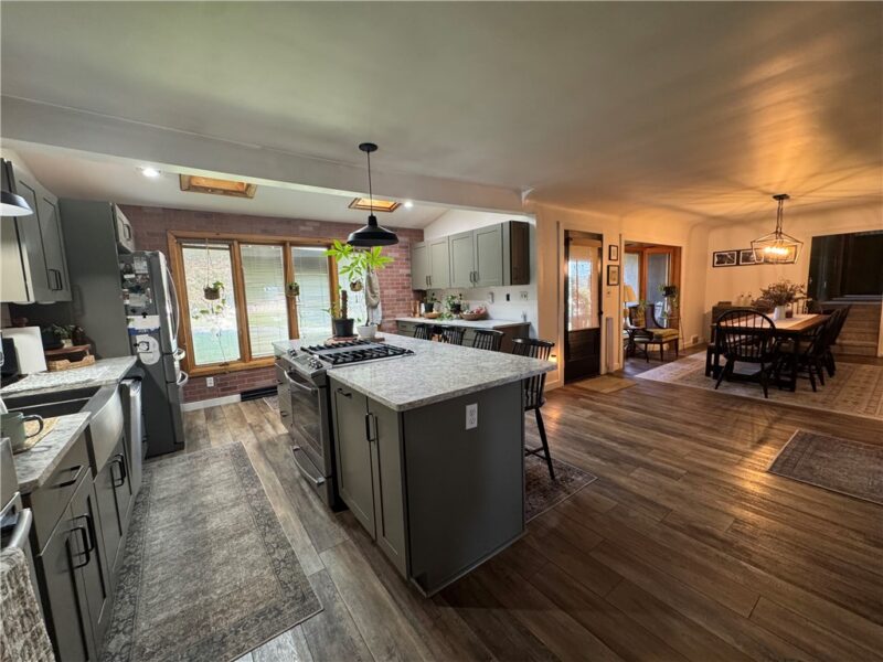 1013 Josephine Street — photo 4