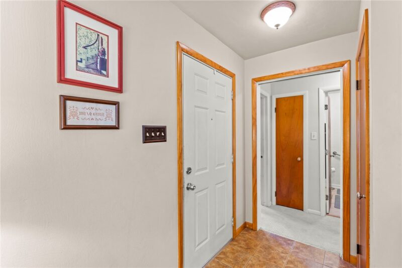 70 FAIRMONT AVENUE — photo 4