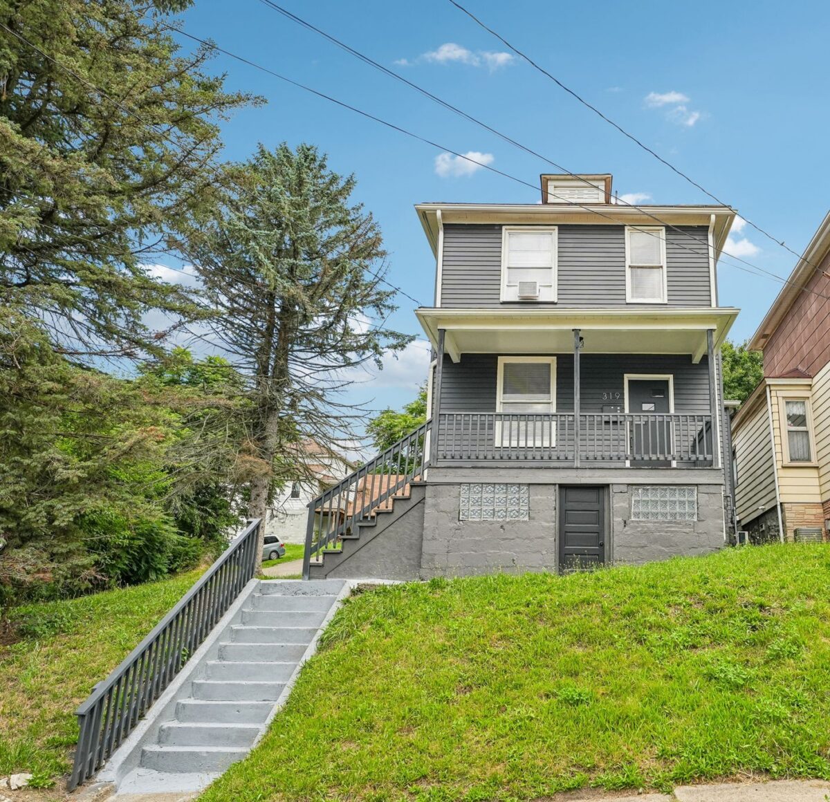 319 Bessemer Ave — photo 1