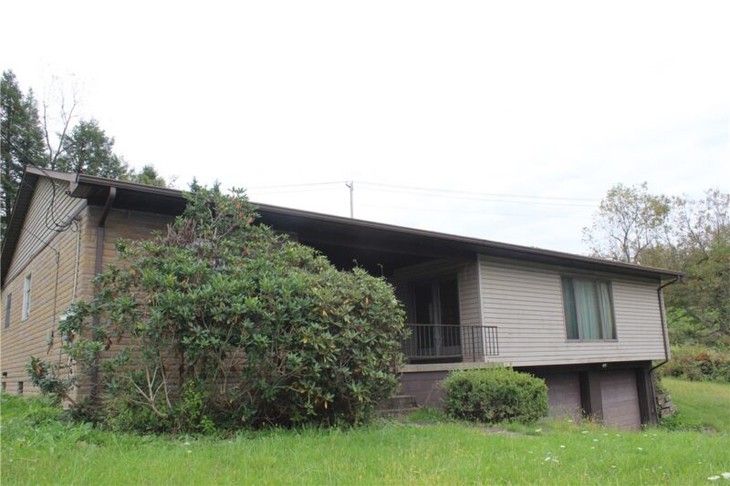 104 Younkins Dr — photo 2