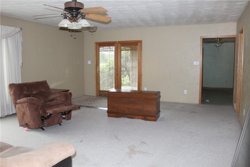 104 Younkins Dr — photo 4