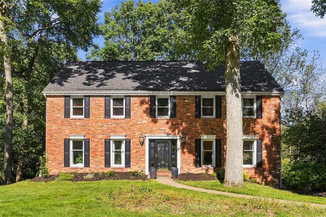 2525 Lindenwood Dr — photo 1