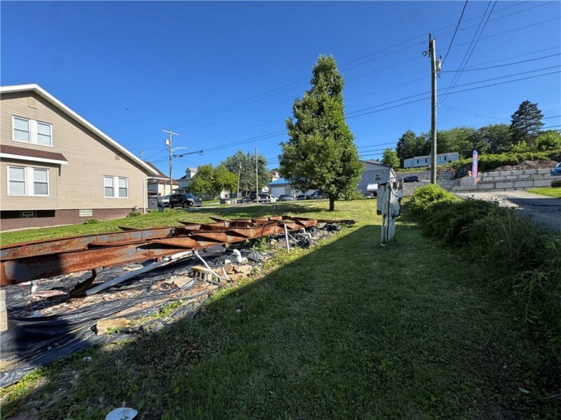393 N Gallatin Ave — photo 8