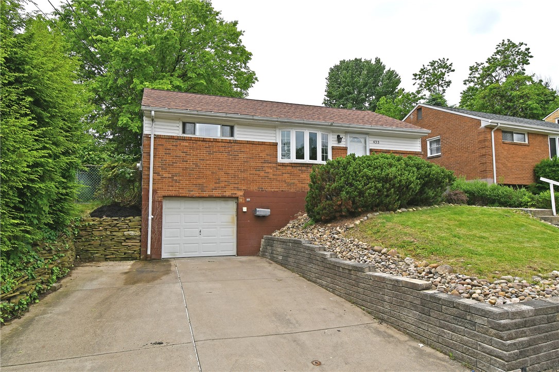 433 Ridgemont Dr — photo 1