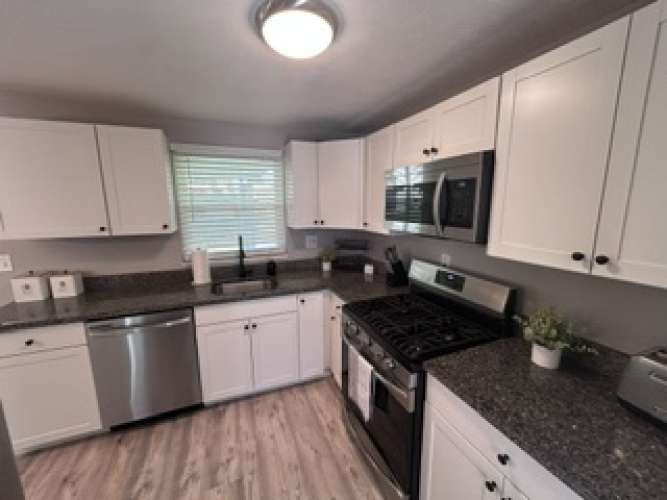 126 Mohican Dr — photo 4