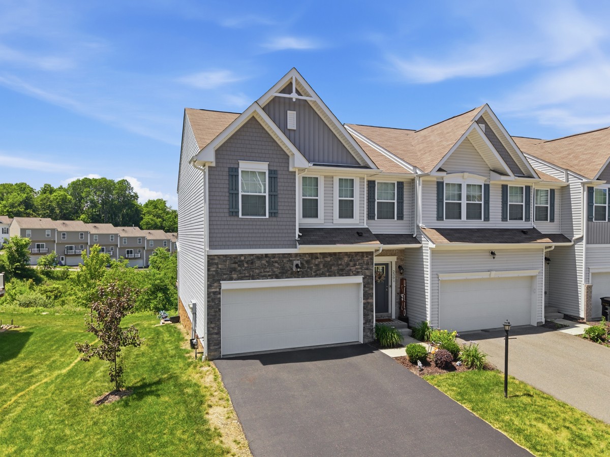 2301 Canterbury Drive — photo 1