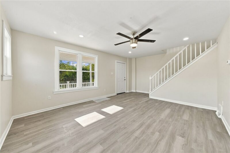 534 S Central Ave — photo 6
