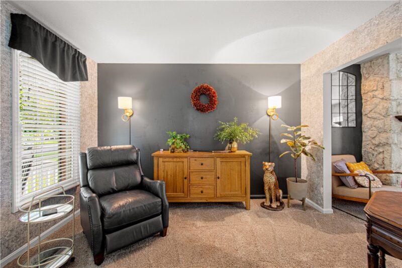 1009 Fieldstone Drive — photo 5