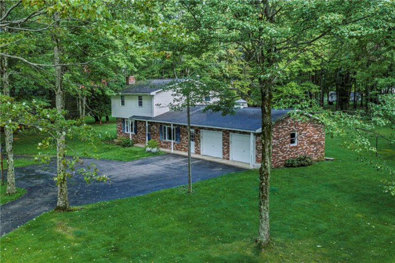 411 Kerry Dr — photo 5