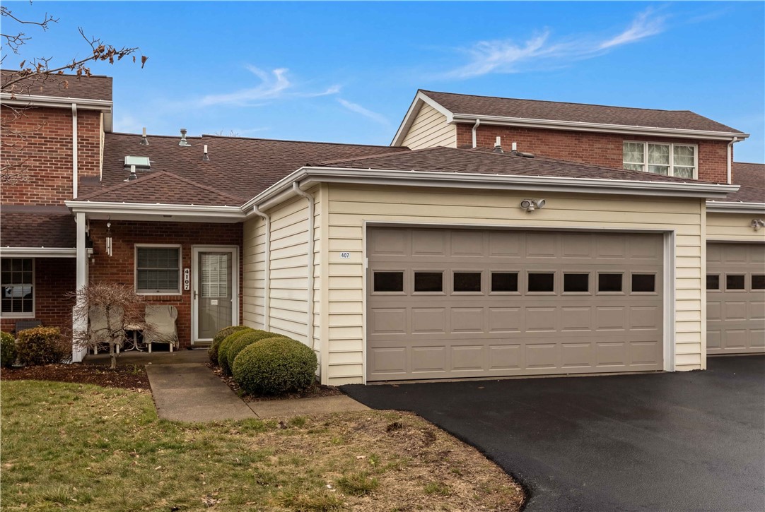 107 Boxwood Ct — photo 1