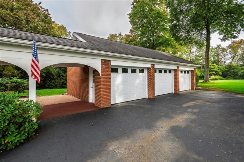 112 Shanor Hts — photo 4