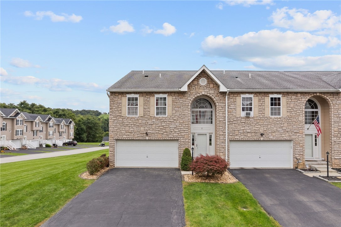 1136 Arrowhead Dr — photo 1
