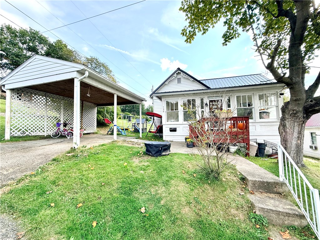 790 Bowlby St — photo 1