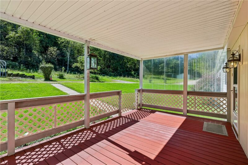31 Daisy Ln A — photo 5