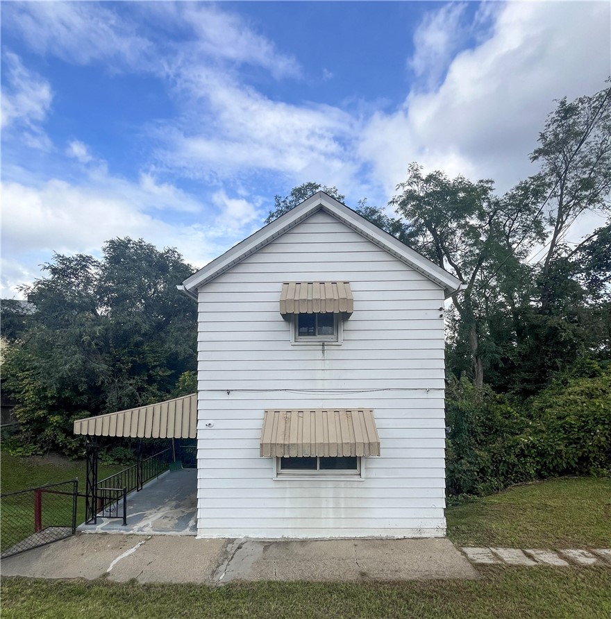 1360 Center Street — photo 1