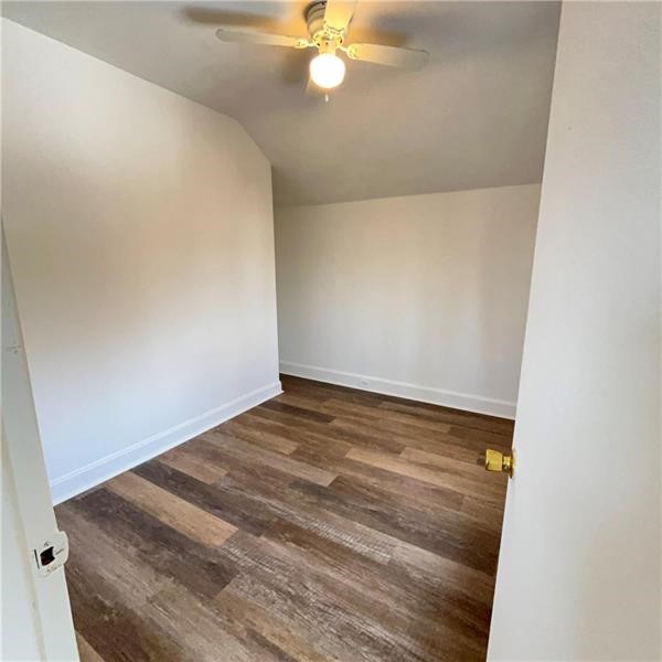 1360 Center Street — photo 8