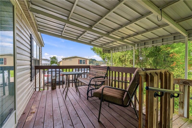 118 Highland Dr — photo 3