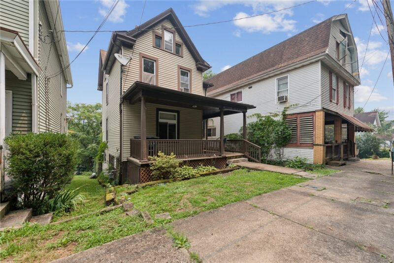 718 LOOKOUT AVE — photo 2