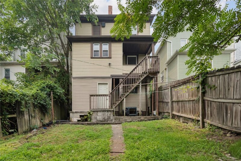 718 LOOKOUT AVE — photo 3