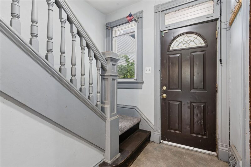718 LOOKOUT AVE — photo 5