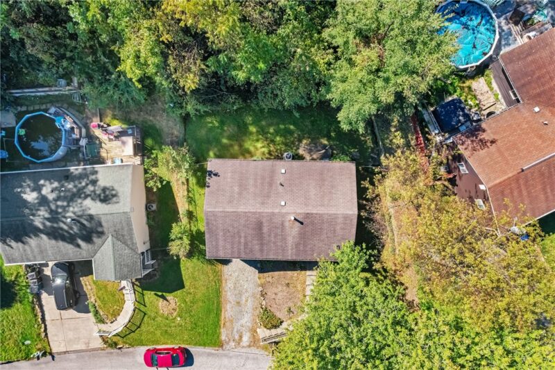264 Hazel Rd — photo 4
