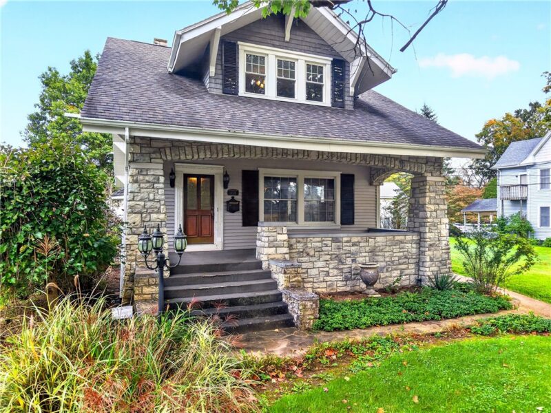108 WESTERN AVENUE — photo 3