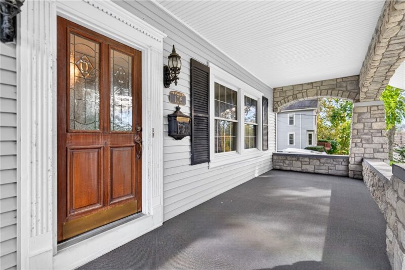 108 WESTERN AVENUE — photo 4