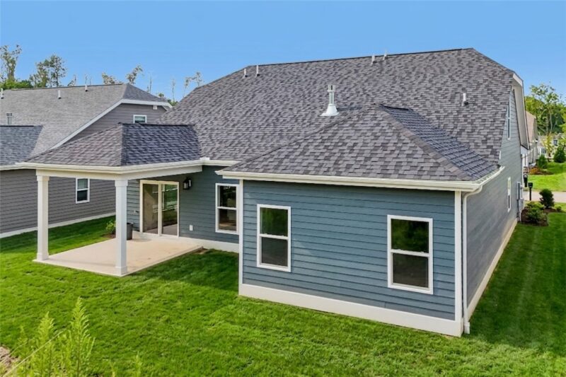 1041 Lakeside Drive.. — photo 3