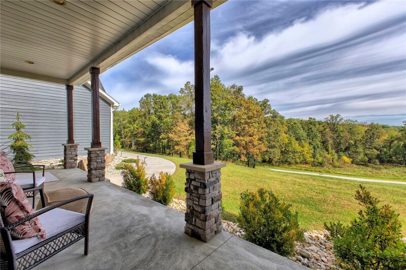 1211 Windemere Dr — photo 4