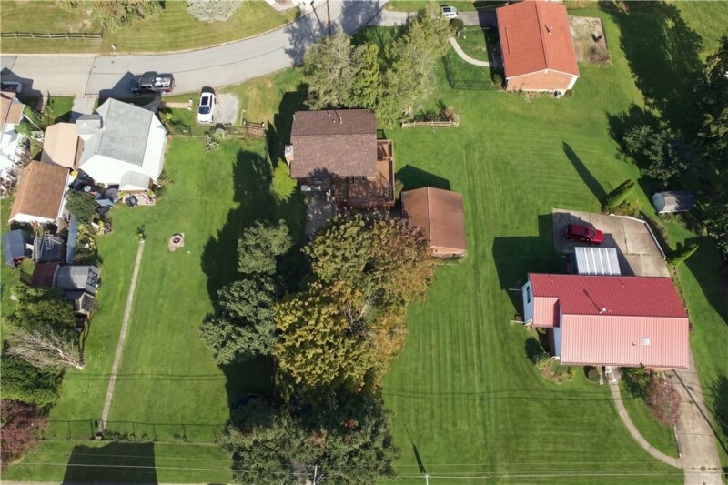 773 Campbell Ave — photo 2